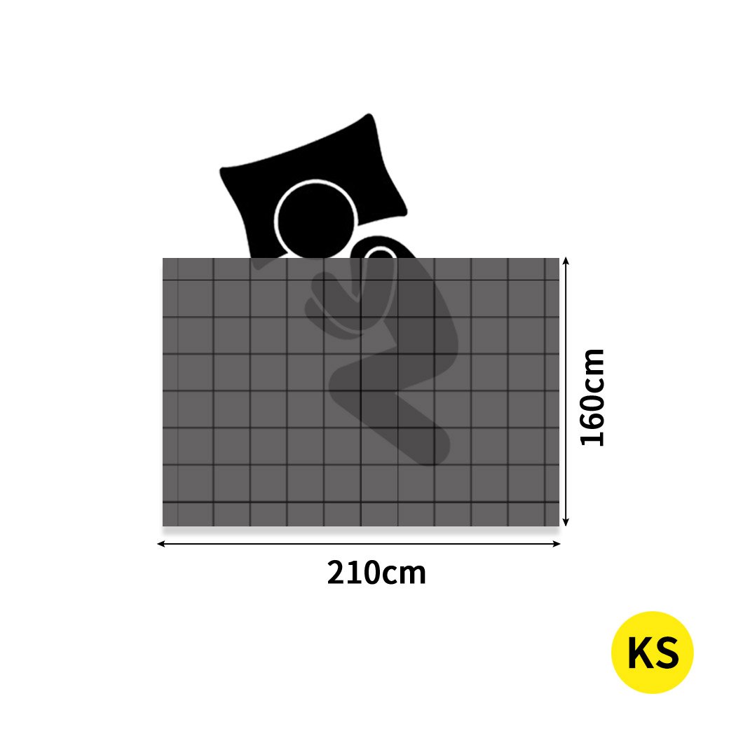 DreamZ 100% Wool Quilt in white, showcasing diamond stitching and soft cotton cover, perfect for all seasons.